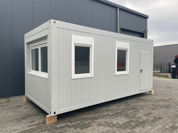 Contenedor de oficina 6,75×2,42 m – módulo prefabricado profesional de 16 m² con aislamiento reforzado