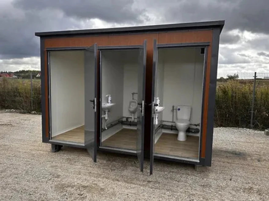 Contenedor sanitario tipo pabellón con triple cabina – módulo prefabricado de 3 WC para obra y uso intensivo