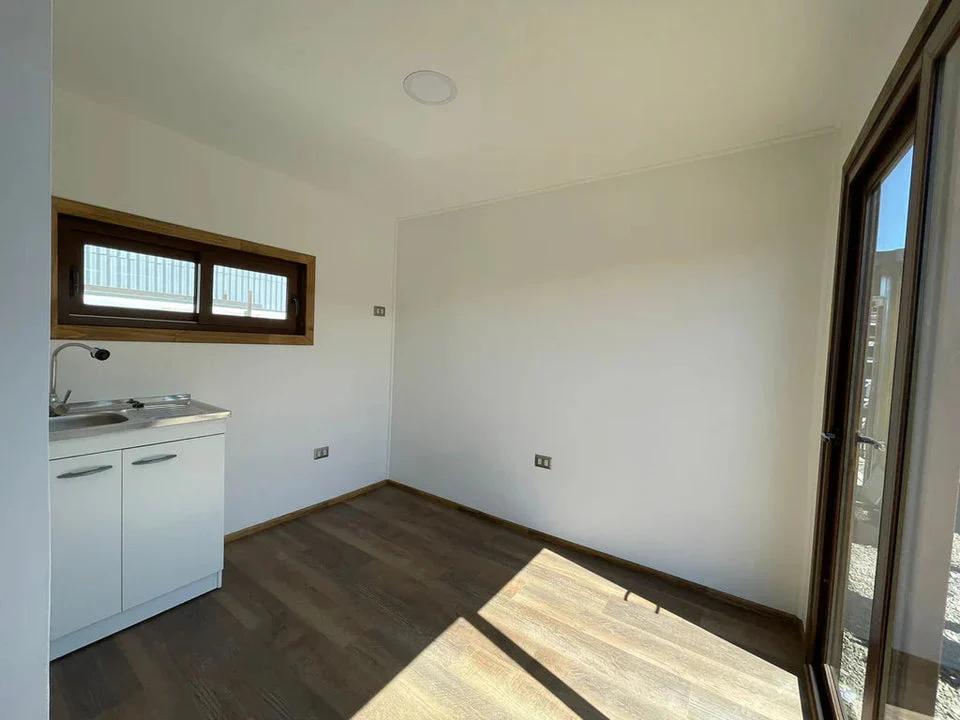 Módulo prefabricado Jocsan 24 m² – vivienda modular compacta con 1 dormitorio, baño y zona de estar